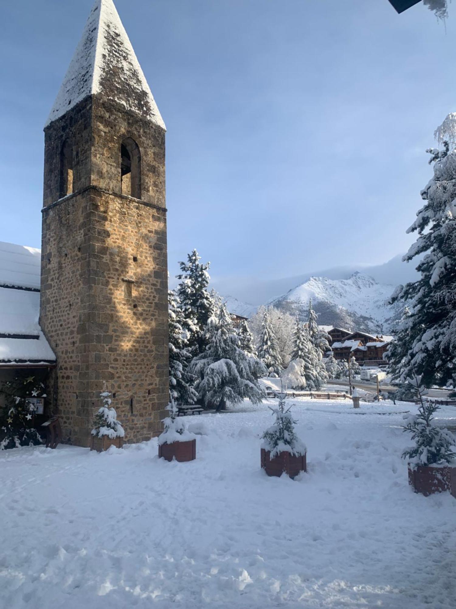 Hotel Chastellares Auron Buitenkant foto